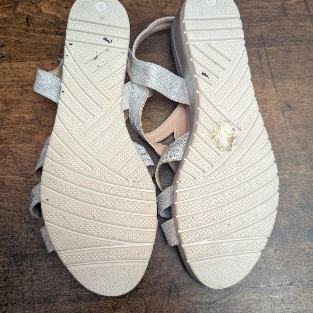 Dream Pairs Silver Rhinestone Sandals Size 9 - Picture 5 of 9